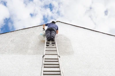 Peinture extérieure à Saint-Saud-Lacoussière — façades et ravalement